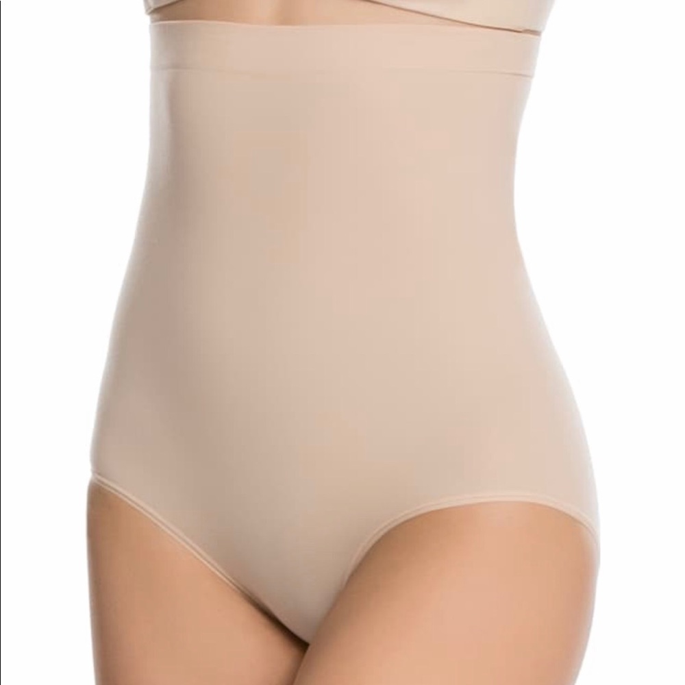 New Spanx High Power Brief in Bare side B